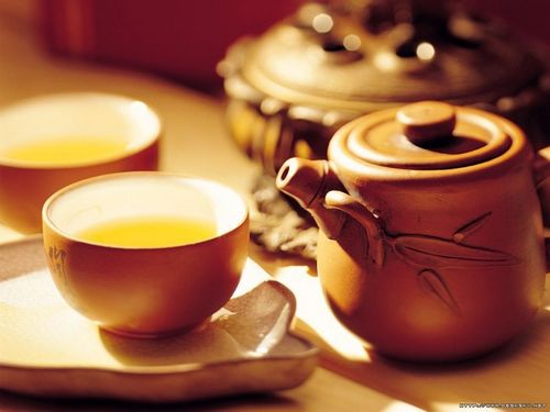 老年人喝茶记住六件事 什么时候不要喝茶,吃六味地黄丸能喝茶吗